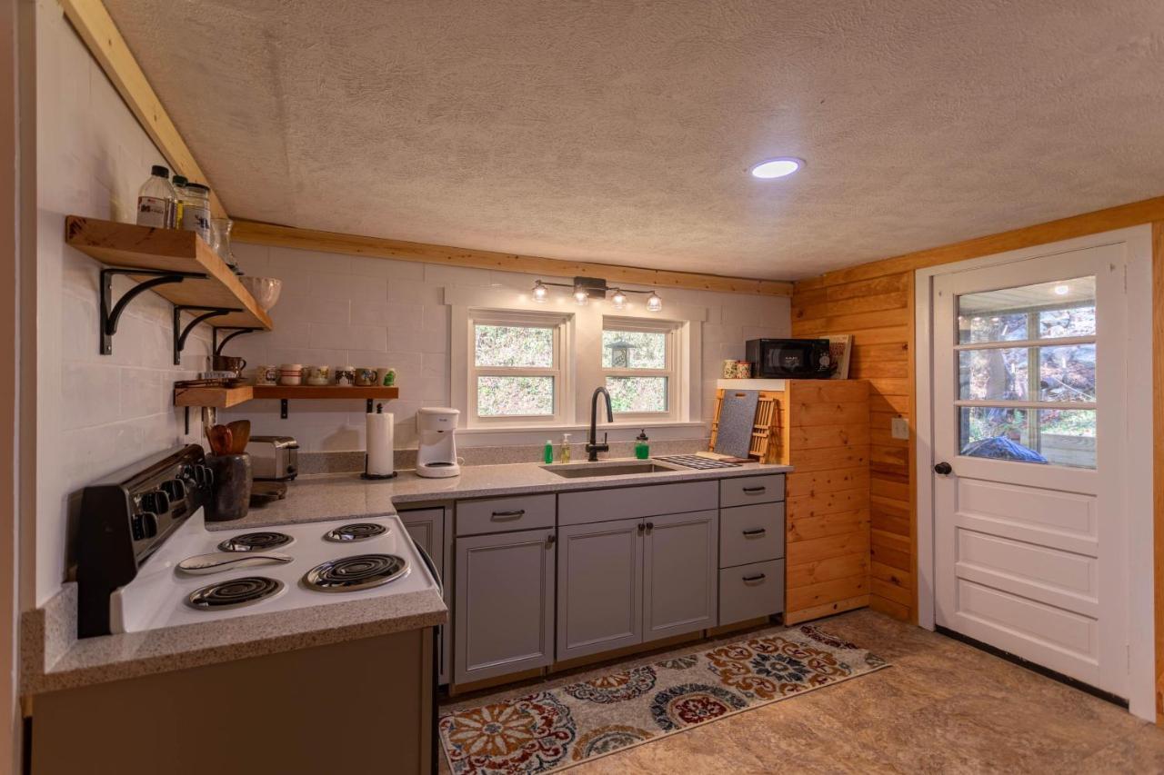 Hidden Cabin On Old Field Creek Fleetwood Exterior foto